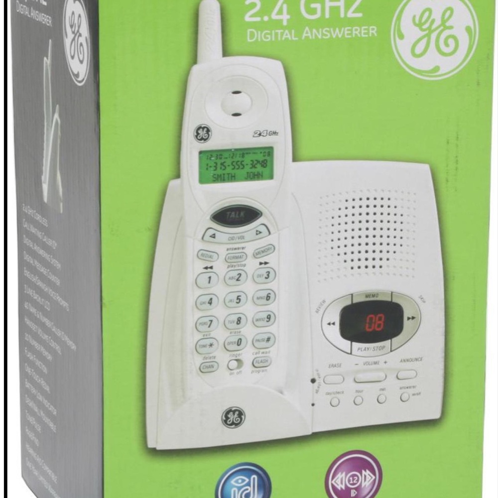 GE White Cordless Phone with Digital Answering System